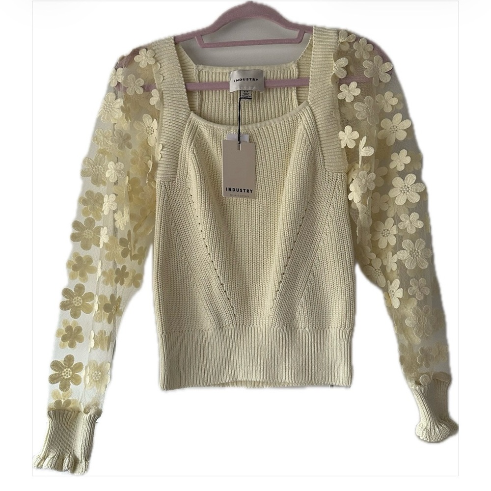 ✨ Industry Republic Clothing Floral Lace Sleeve Cream Sweater NWT Size S/P
